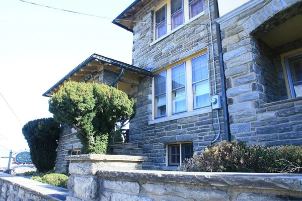 Stone House Bed and Breakfast
